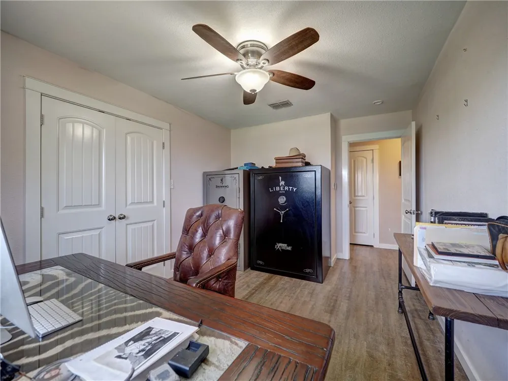 543 Lydia Ann Channel Port Aransas, TX 78373
