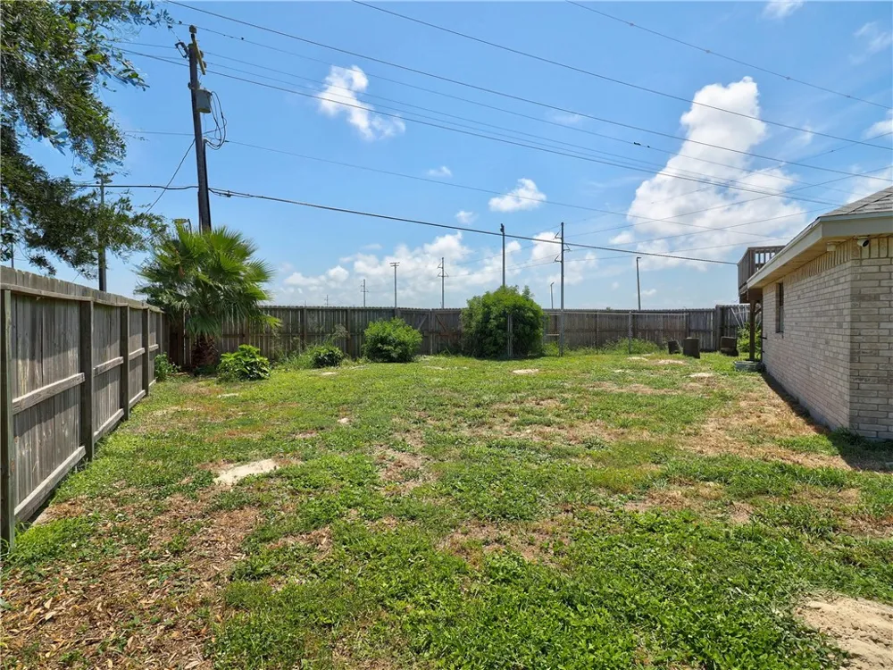 543 Lydia Ann Channel Port Aransas, TX 78373
