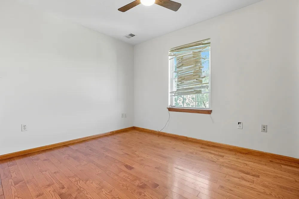 87 COTTAGE ST Bayonne, NJ 07002