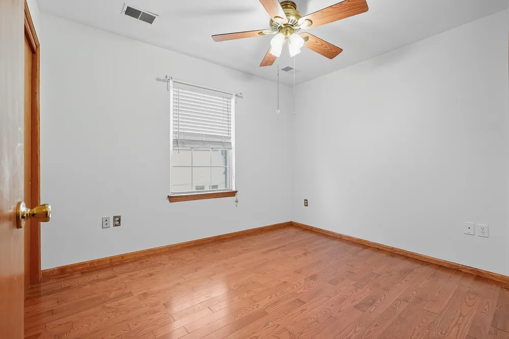 87 COTTAGE ST Bayonne, NJ 07002