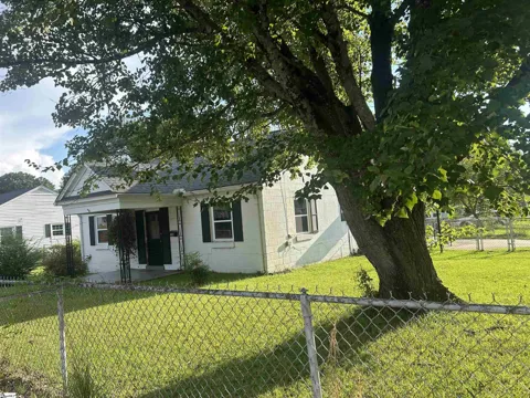 405 Elizabeth Street