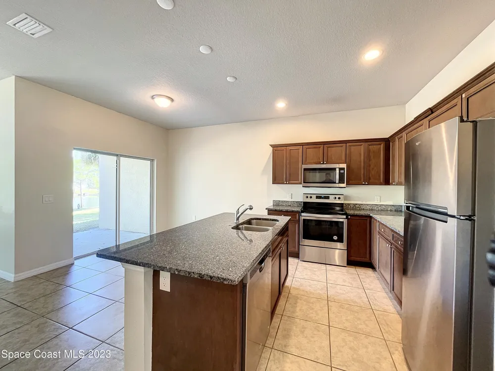 3737 Chambers Lane #5 Cocoa, FL 32926