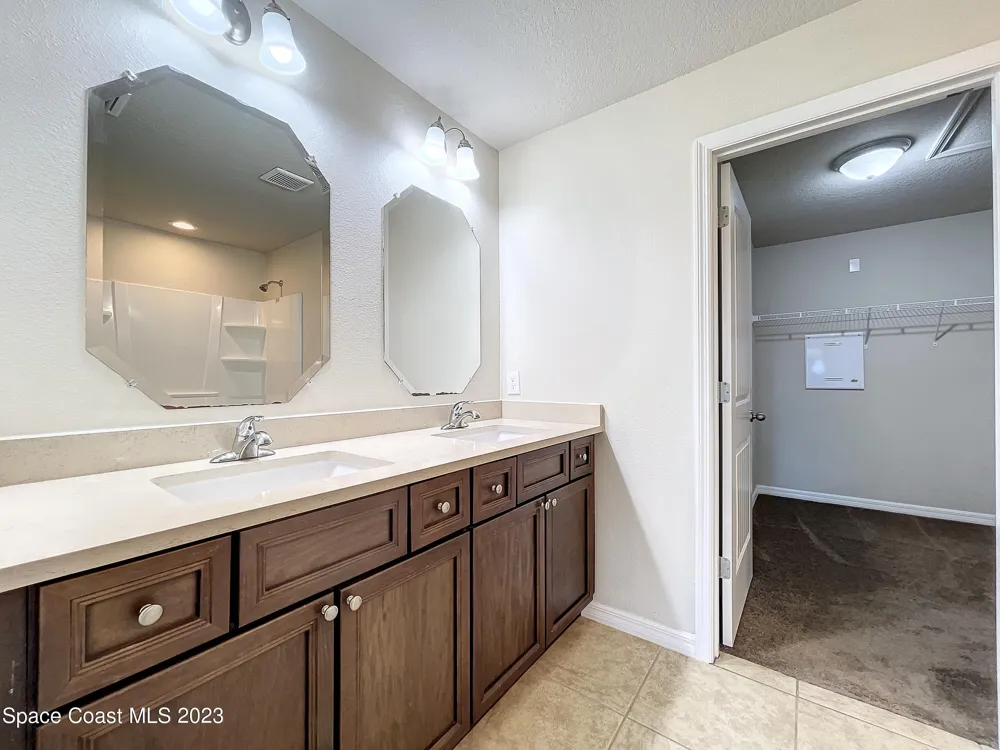 3737 Chambers Lane #5 Cocoa, FL 32926