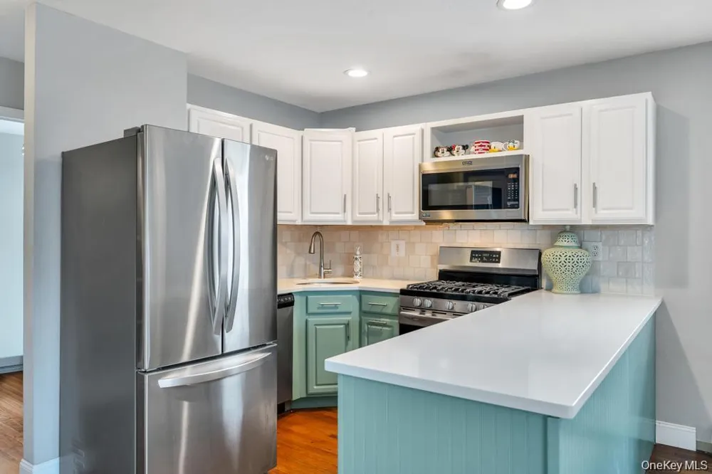 43 Comus Road Rocky Point, NY 11778