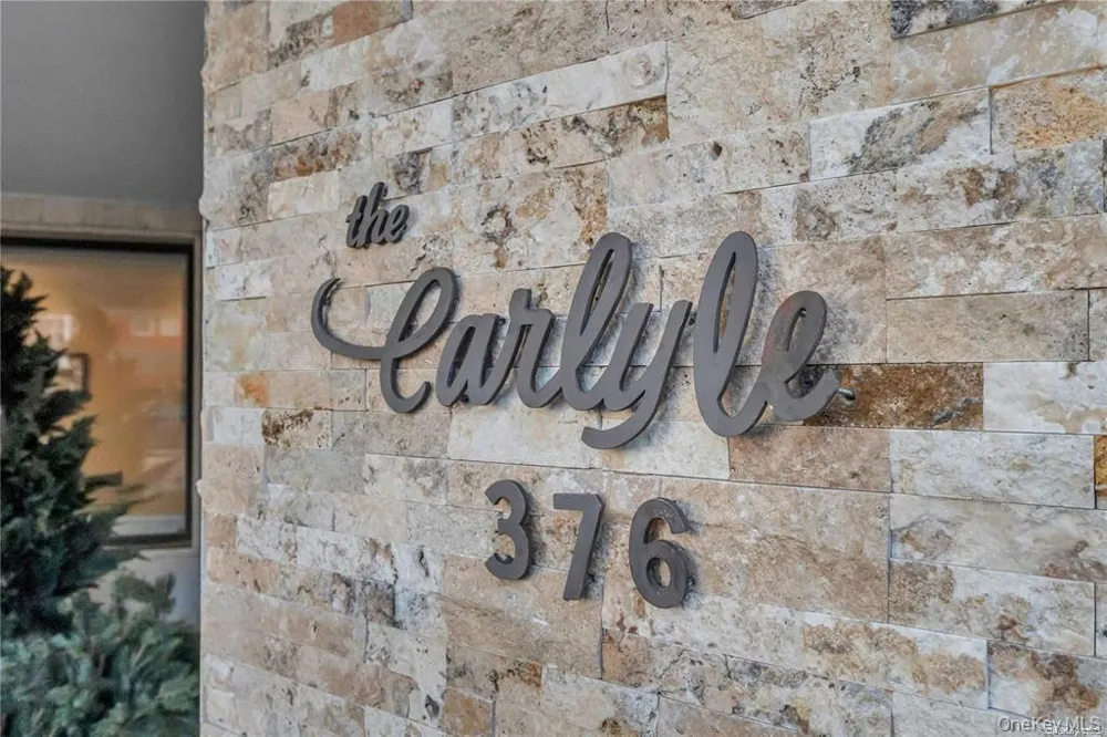 376 Central Avenue #2N Lawrence, NY 11559