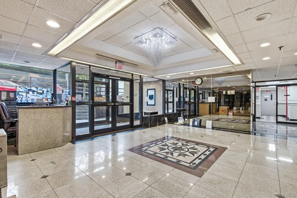 9229 Queens Boulevard #6F Rego Park, NY 11374