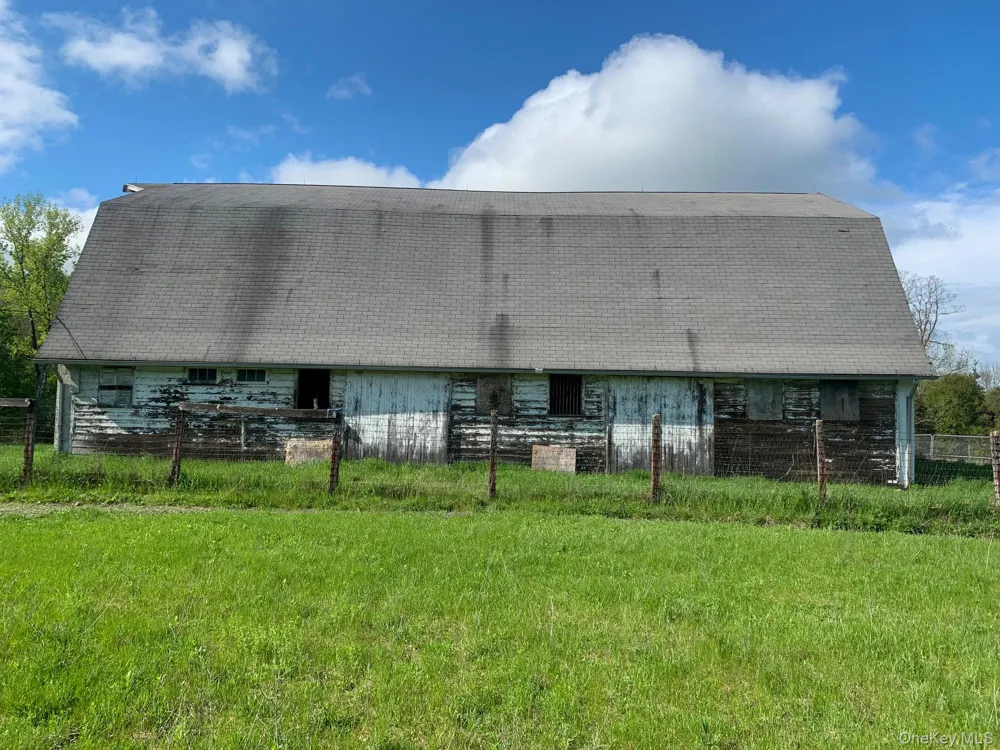 151 Homan Road Stanfordville, NY 12581