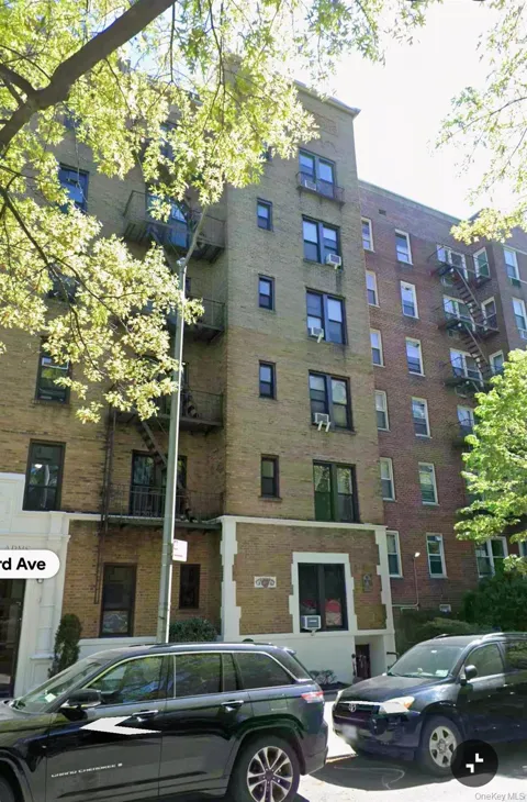 144-44 Sanford Ave