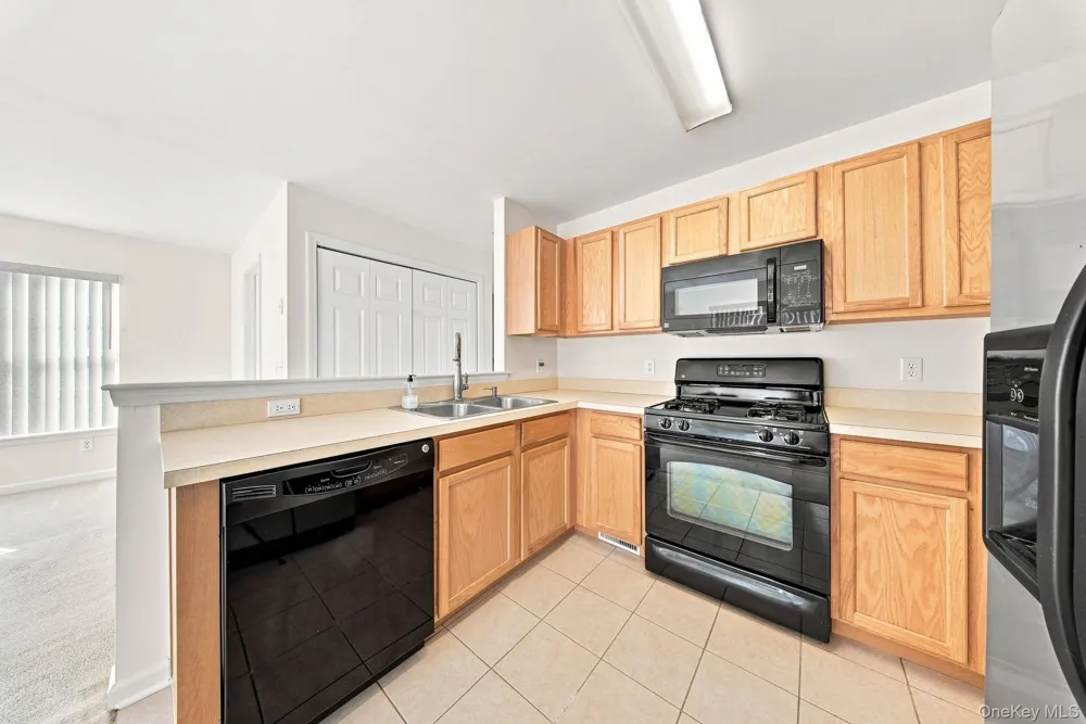 227 Orleans Road #14-6 Newburgh, NY 12550