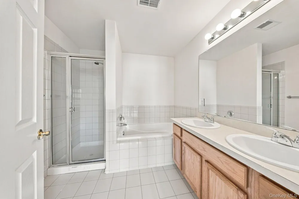227 Orleans Road #14-6 Newburgh, NY 12550