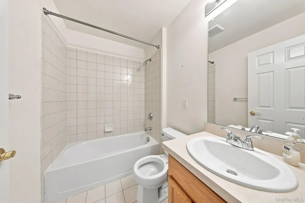 227 Orleans Road #14-6 Newburgh, NY 12550