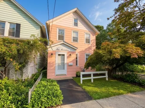 117 Clove Avenue
