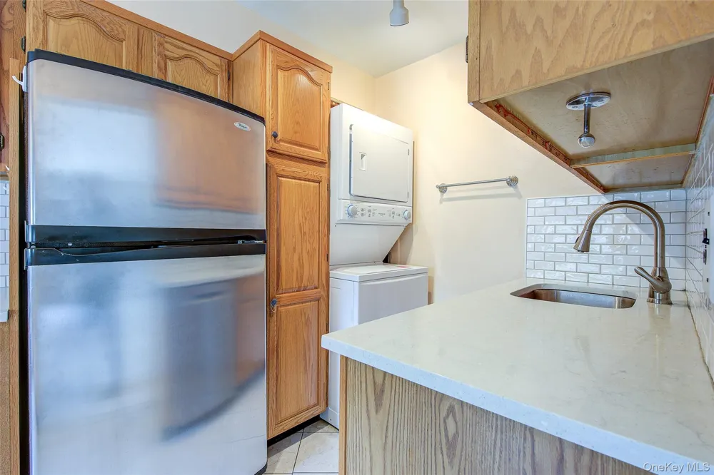 17-04 160th Street #LOWER Whitestone, NY 11357