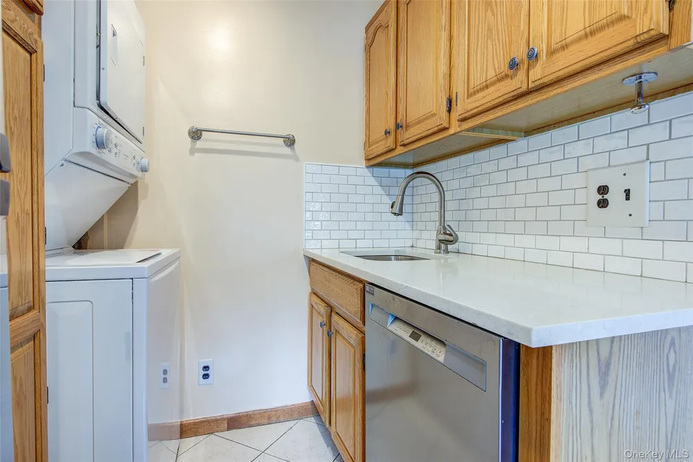 17-04 160th Street #LOWER Whitestone, NY 11357