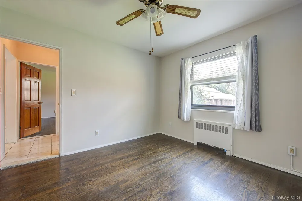 17-04 160th Street #LOWER Whitestone, NY 11357