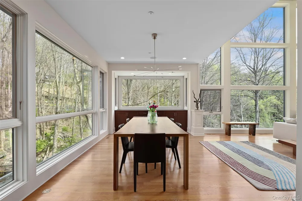 17 Fox Run Road Pound Ridge, NY 10576