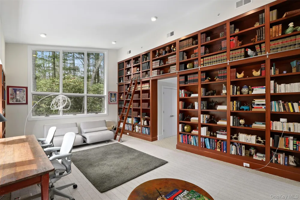 17 Fox Run Road Pound Ridge, NY 10576