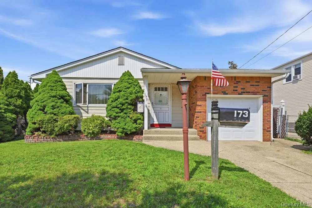 173 12th Street Bethpage, NY 11714