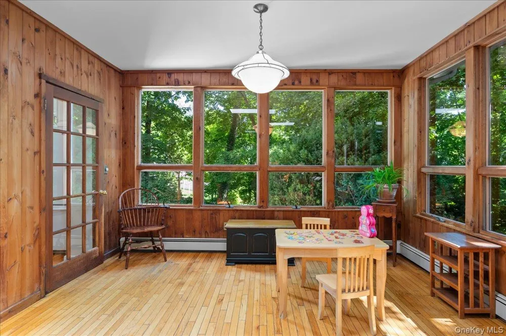 55 Argyle Road Scarsdale, NY 10583