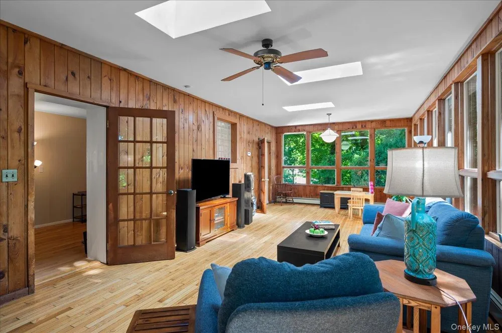 55 Argyle Road Scarsdale, NY 10583