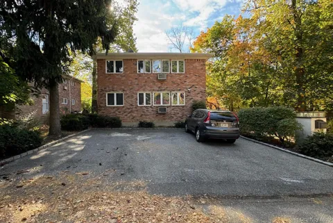 14 Cornwall Lane