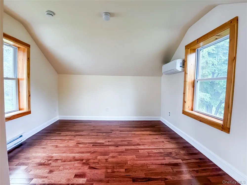 449 Quaker Lane #COTTAGE Hyde Park, NY 12538
