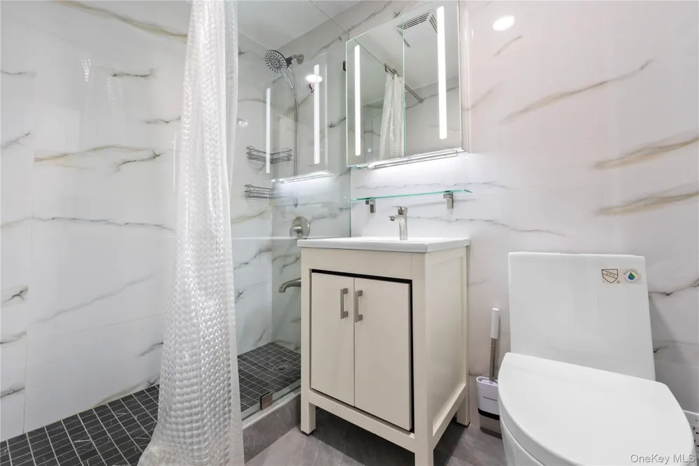 43-18 Main Street #12A Flushing, NY 11355