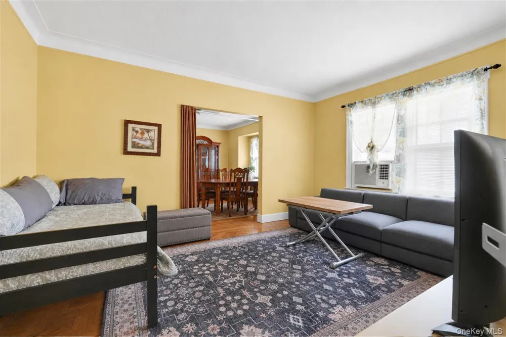 88-49 185th Street Hollis, NY 11423