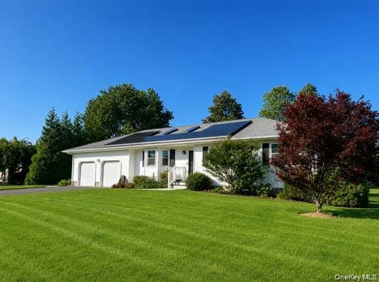 124 Donna Drive Baiting Hollow, NY 11933