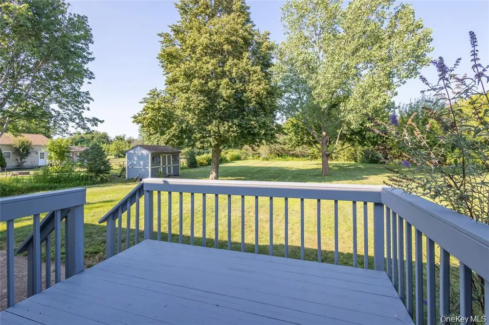 124 Donna Drive Baiting Hollow, NY 11933