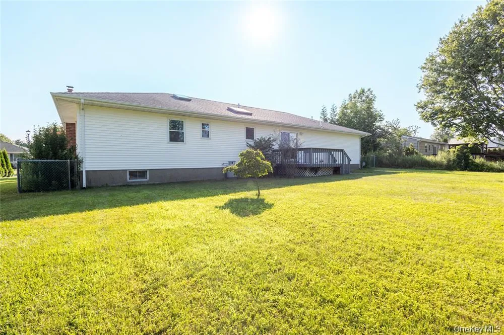 124 Donna Drive Baiting Hollow, NY 11933