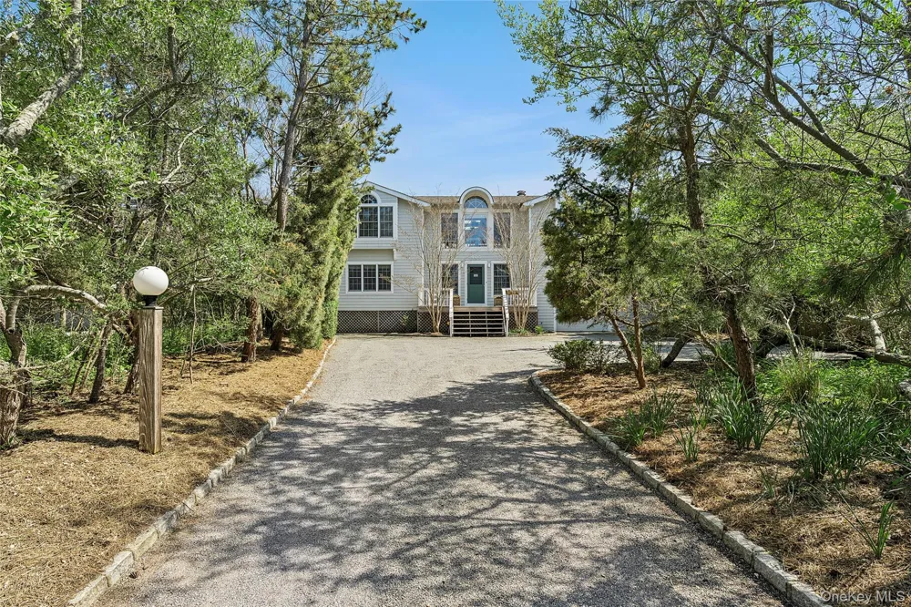 405 Dune Road Westhampton Beach, NY 11978