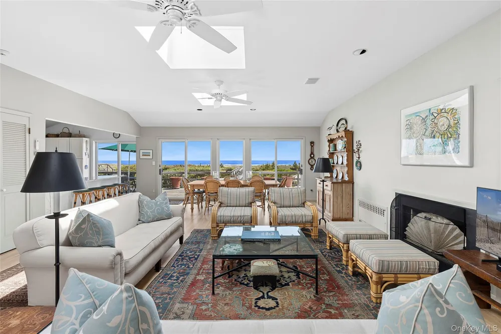 405 Dune Road Westhampton Beach, NY 11978