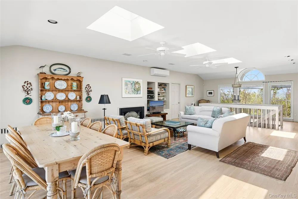 405 Dune Road Westhampton Beach, NY 11978