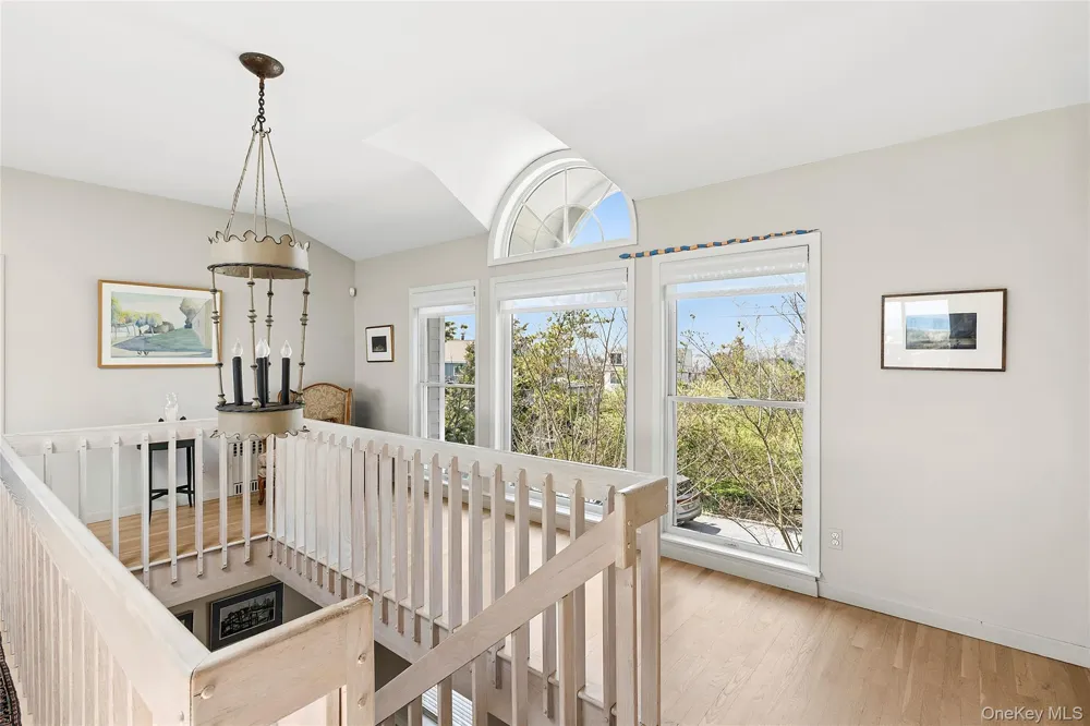 405 Dune Road Westhampton Beach, NY 11978