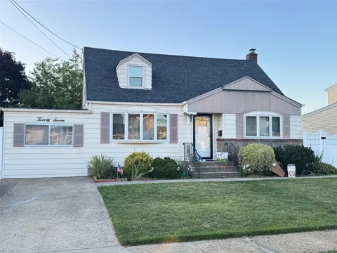 27 Edward Street