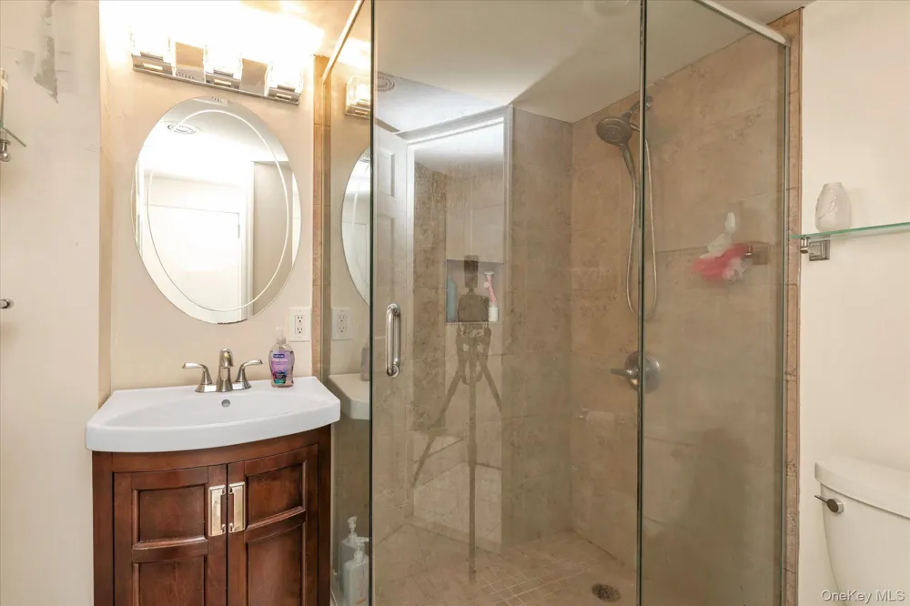 1992 Merrick Avenue Merrick, NY 11566