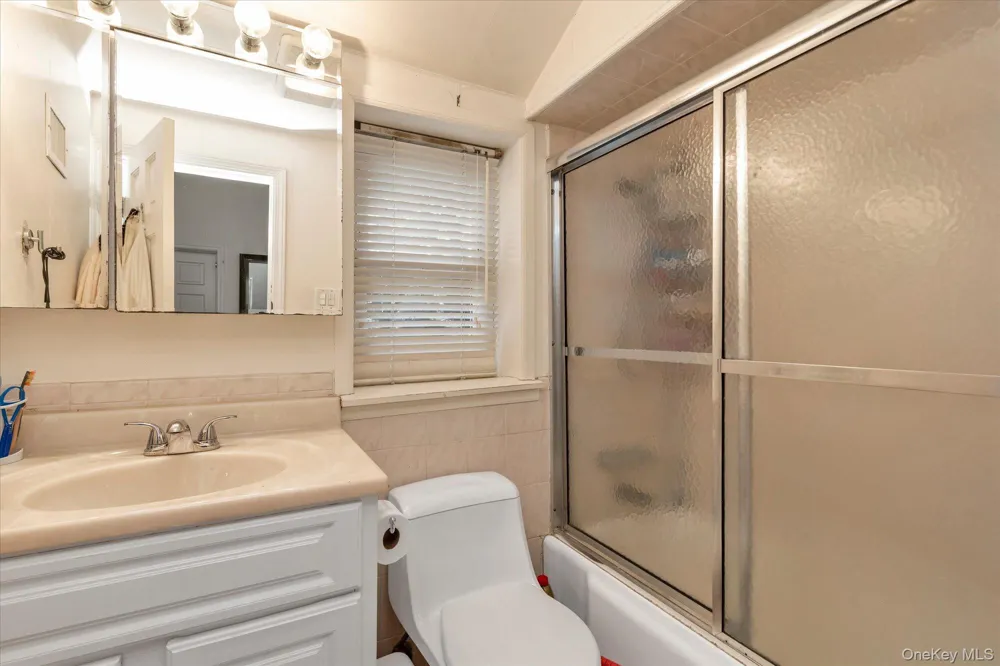 1992 Merrick Avenue Merrick, NY 11566