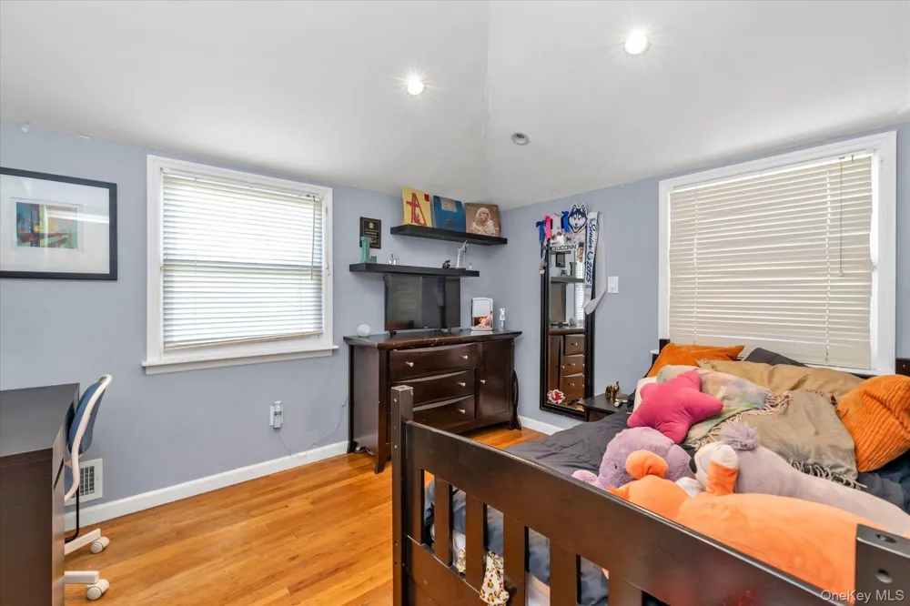 1992 Merrick Avenue Merrick, NY 11566