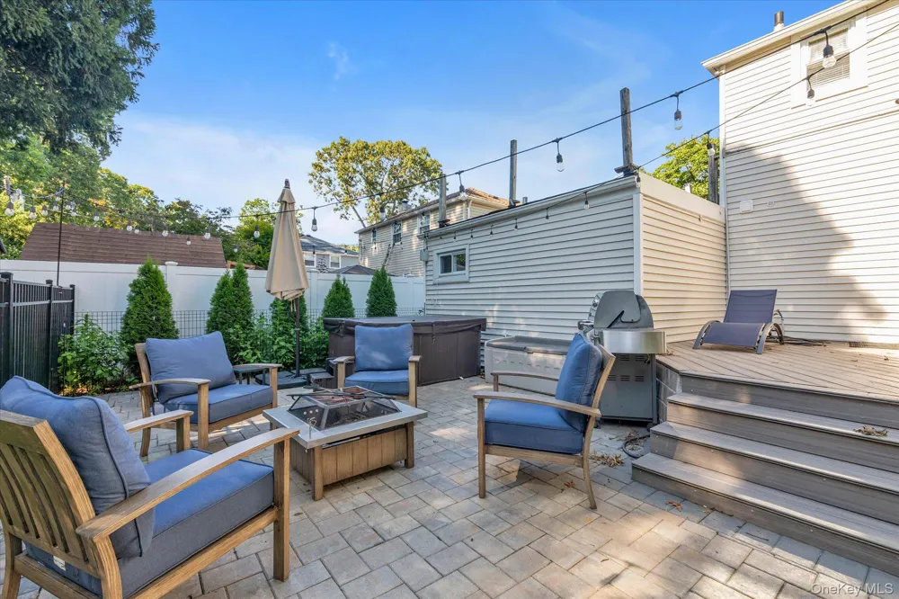 1992 Merrick Avenue Merrick, NY 11566