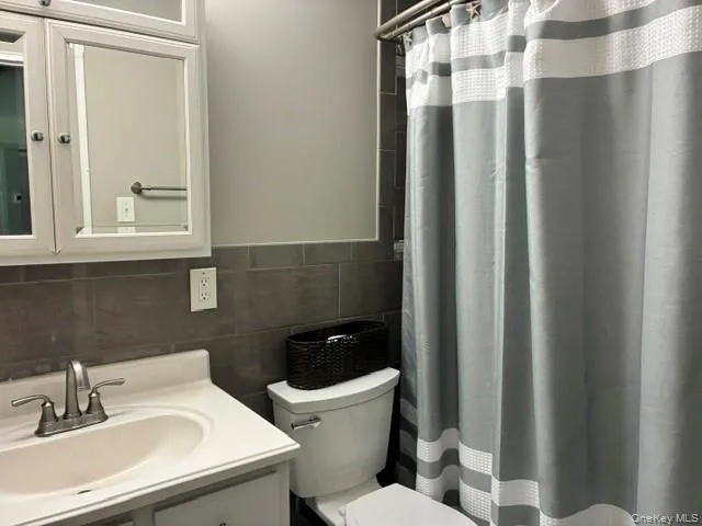 66 Pinebrook Place #66 Bay Shore, NY 11706