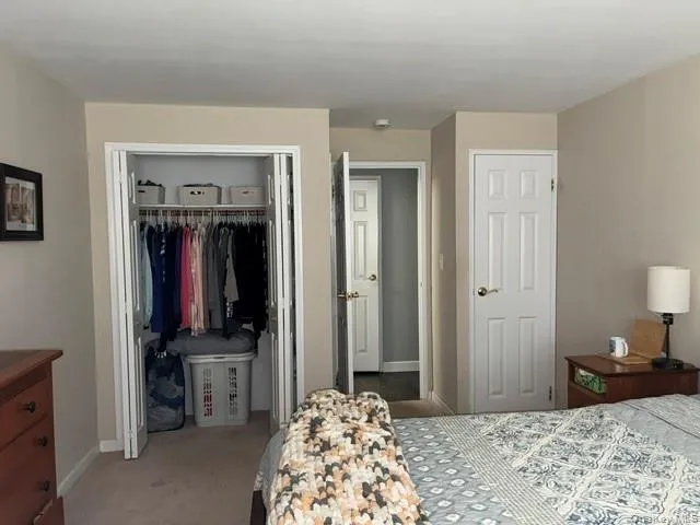 66 Pinebrook Place #66 Bay Shore, NY 11706