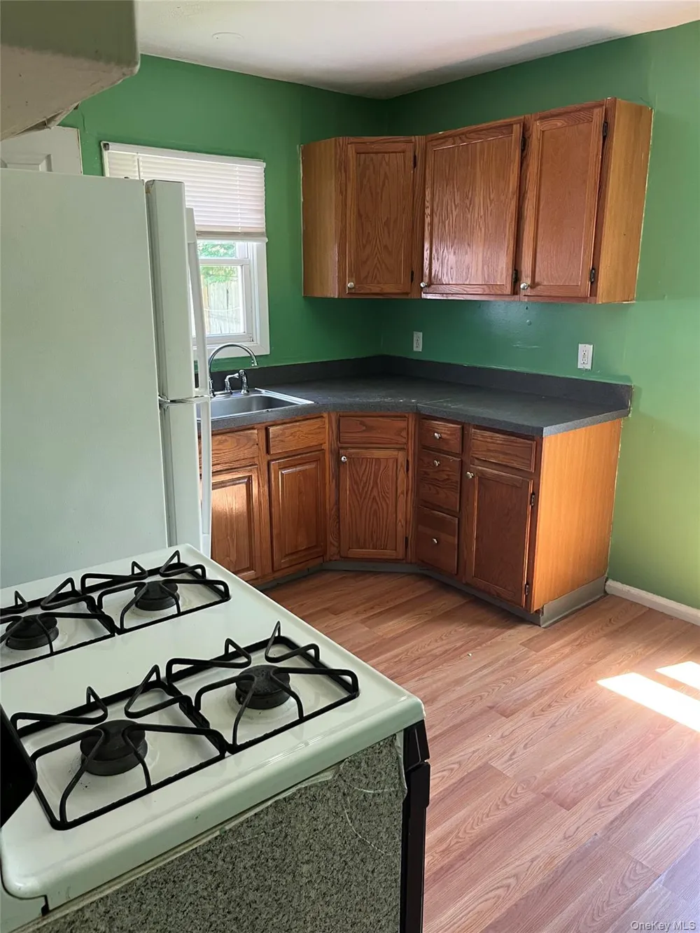 32 7th Avenue S Huntington Station, NY 11746