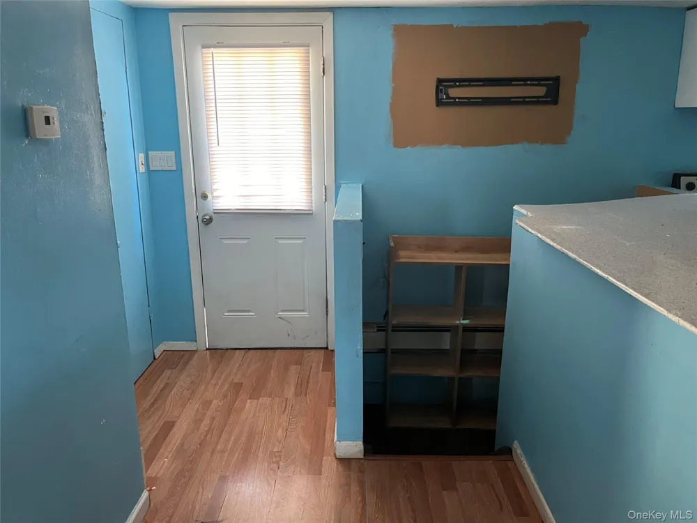32 7th Avenue S Huntington Station, NY 11746