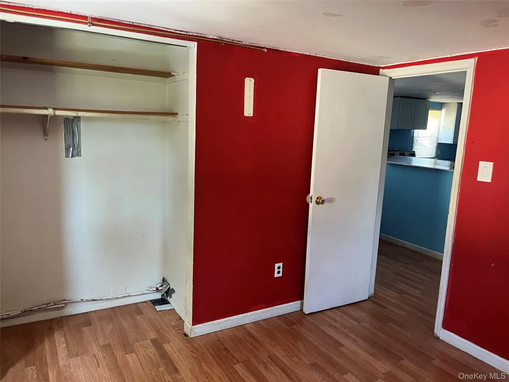 32 7th Avenue S Huntington Station, NY 11746