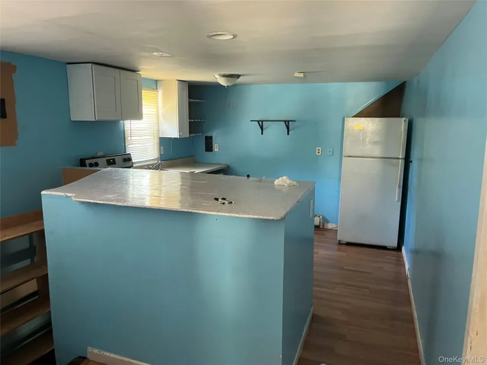 32 7th Avenue S Huntington Station, NY 11746
