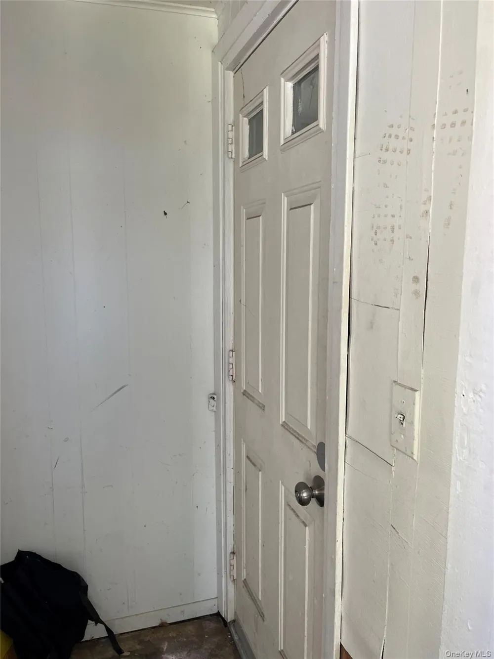 32 7th Avenue S Huntington Station, NY 11746