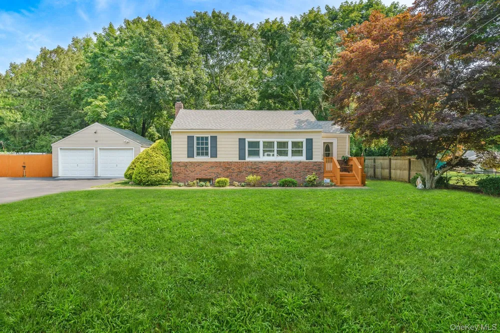 6 Hines Road Middle Island, NY 11953