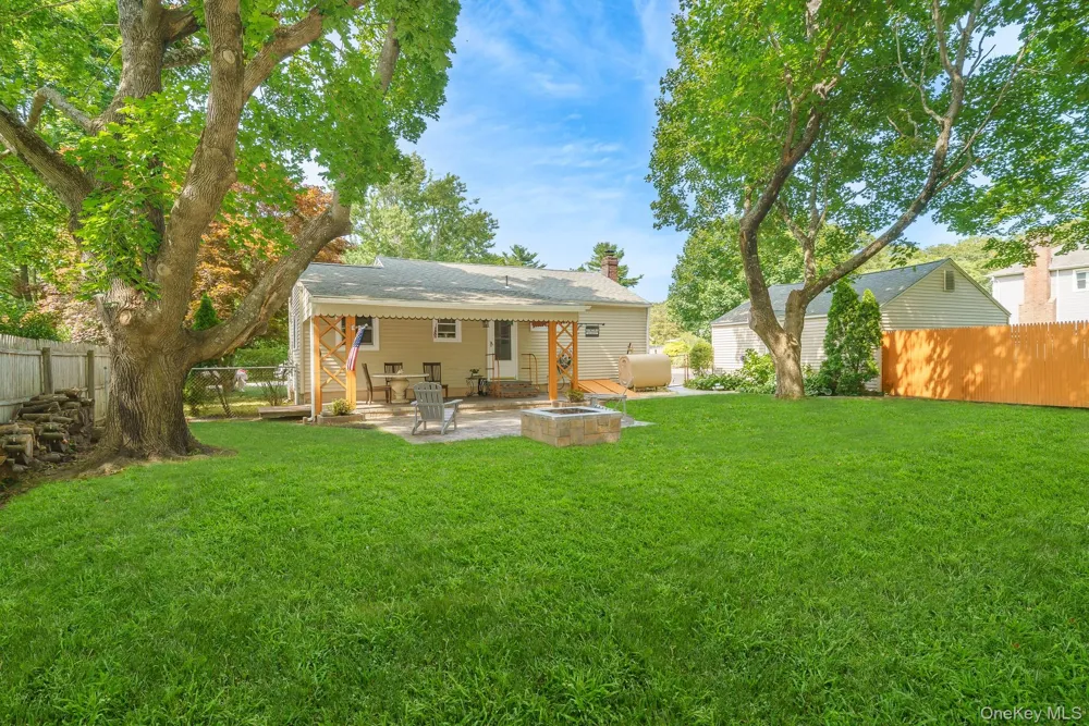 6 Hines Road Middle Island, NY 11953