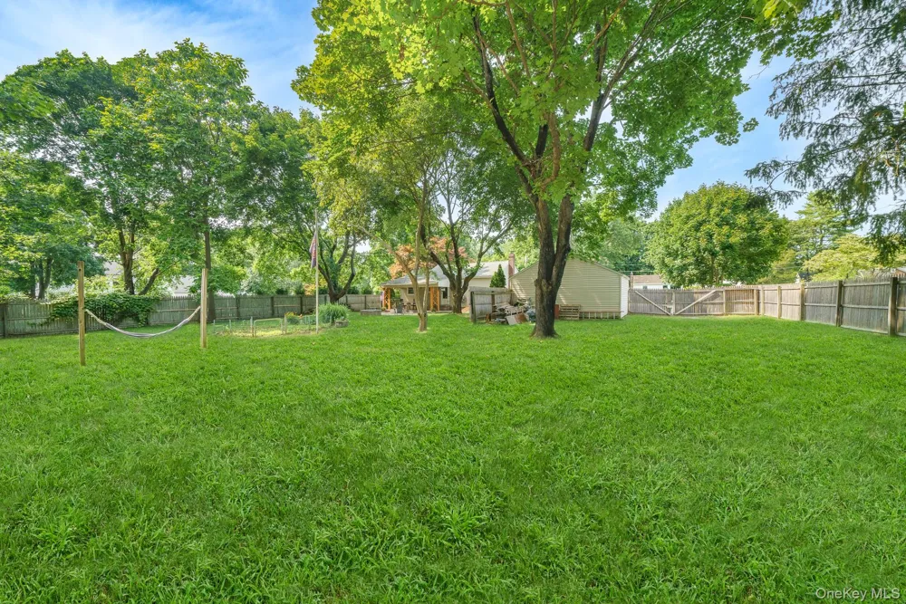 6 Hines Road Middle Island, NY 11953